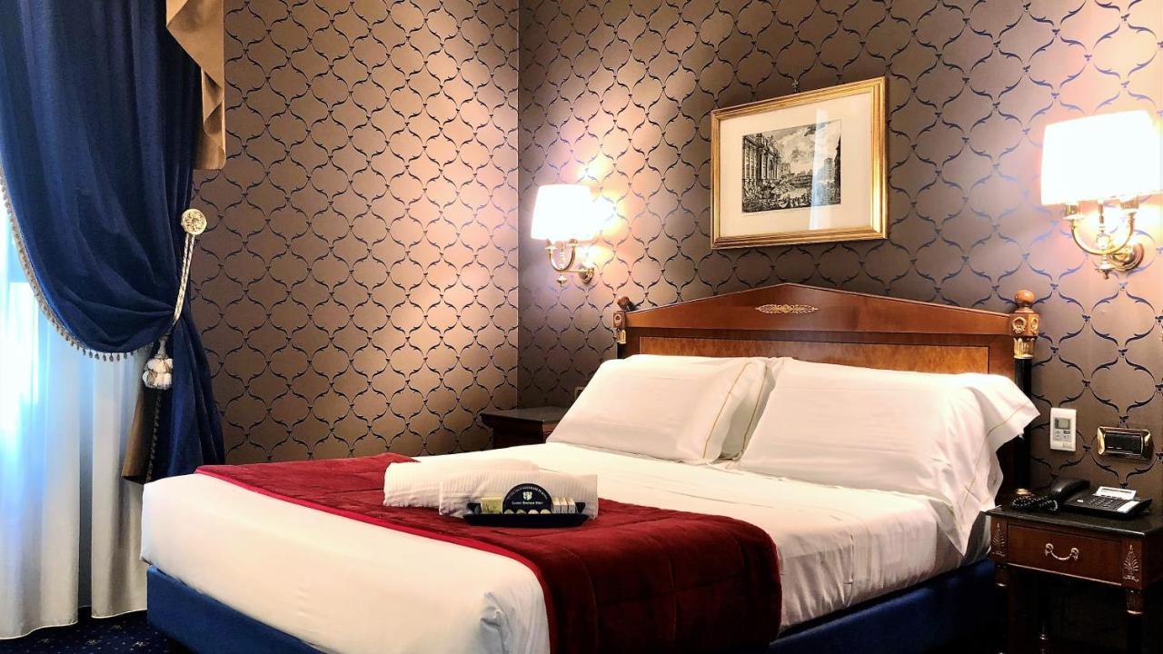 Hotel Manfredi Suite In Рим Екстериор снимка