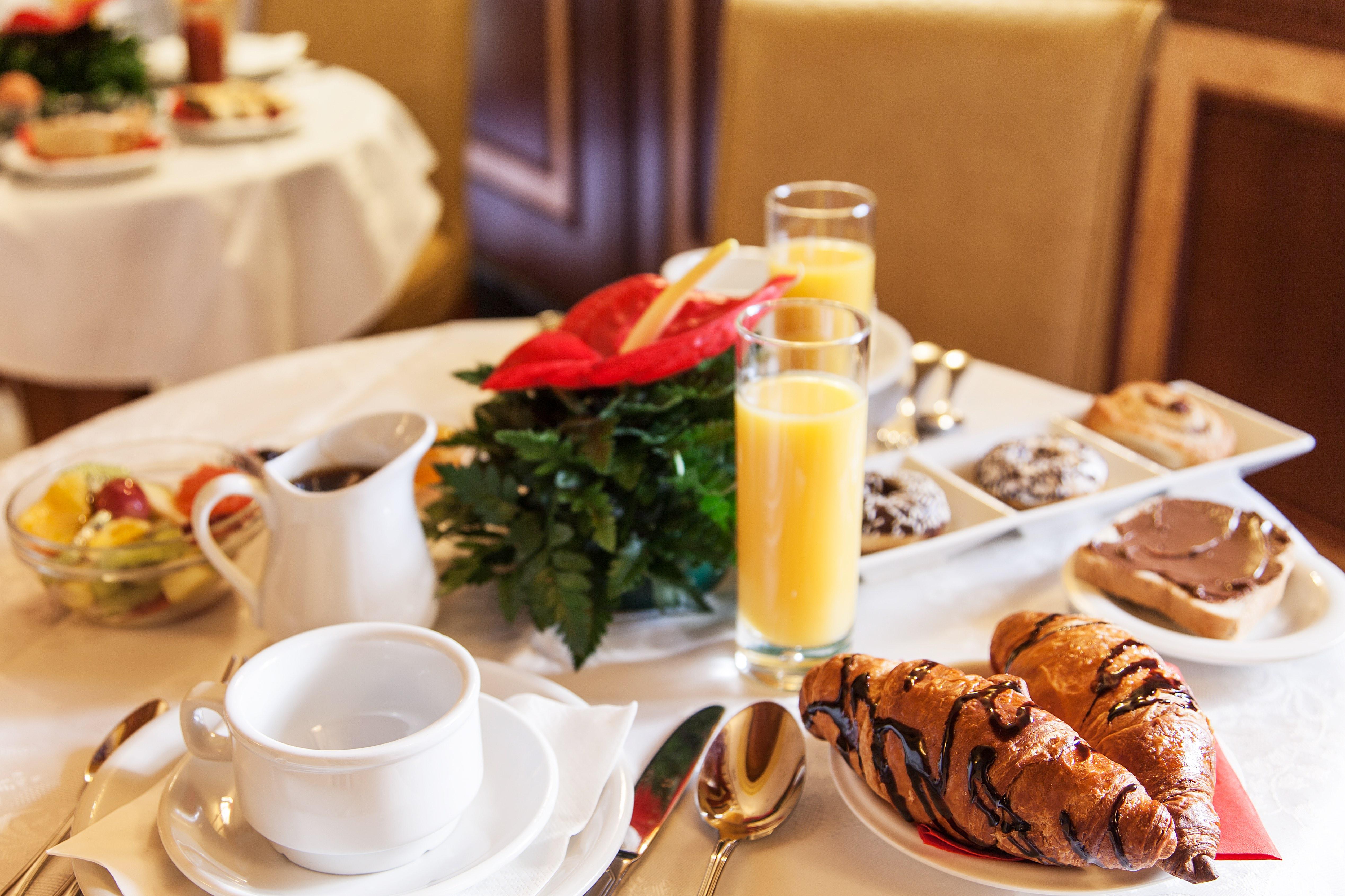 Hotel Manfredi Suite In Рим Екстериор снимка