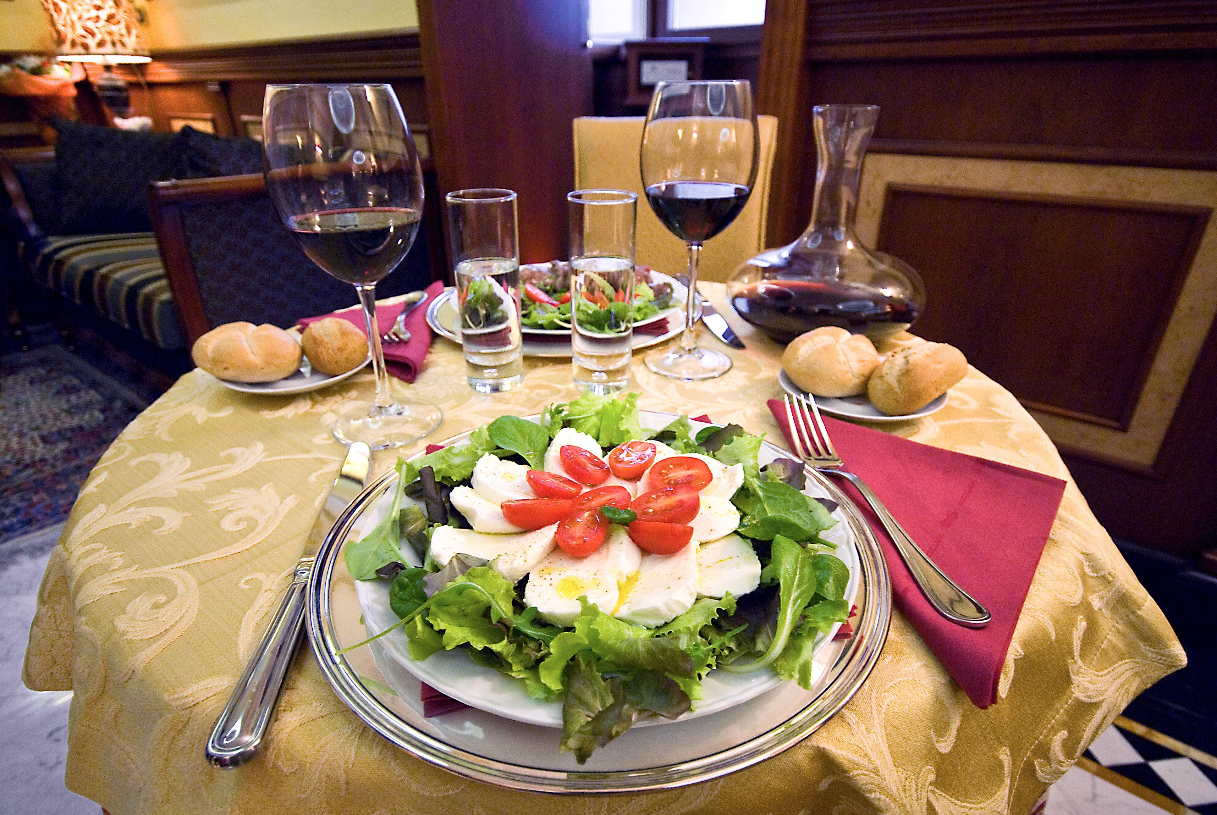 Hotel Manfredi Suite In Рим Ресторант снимка