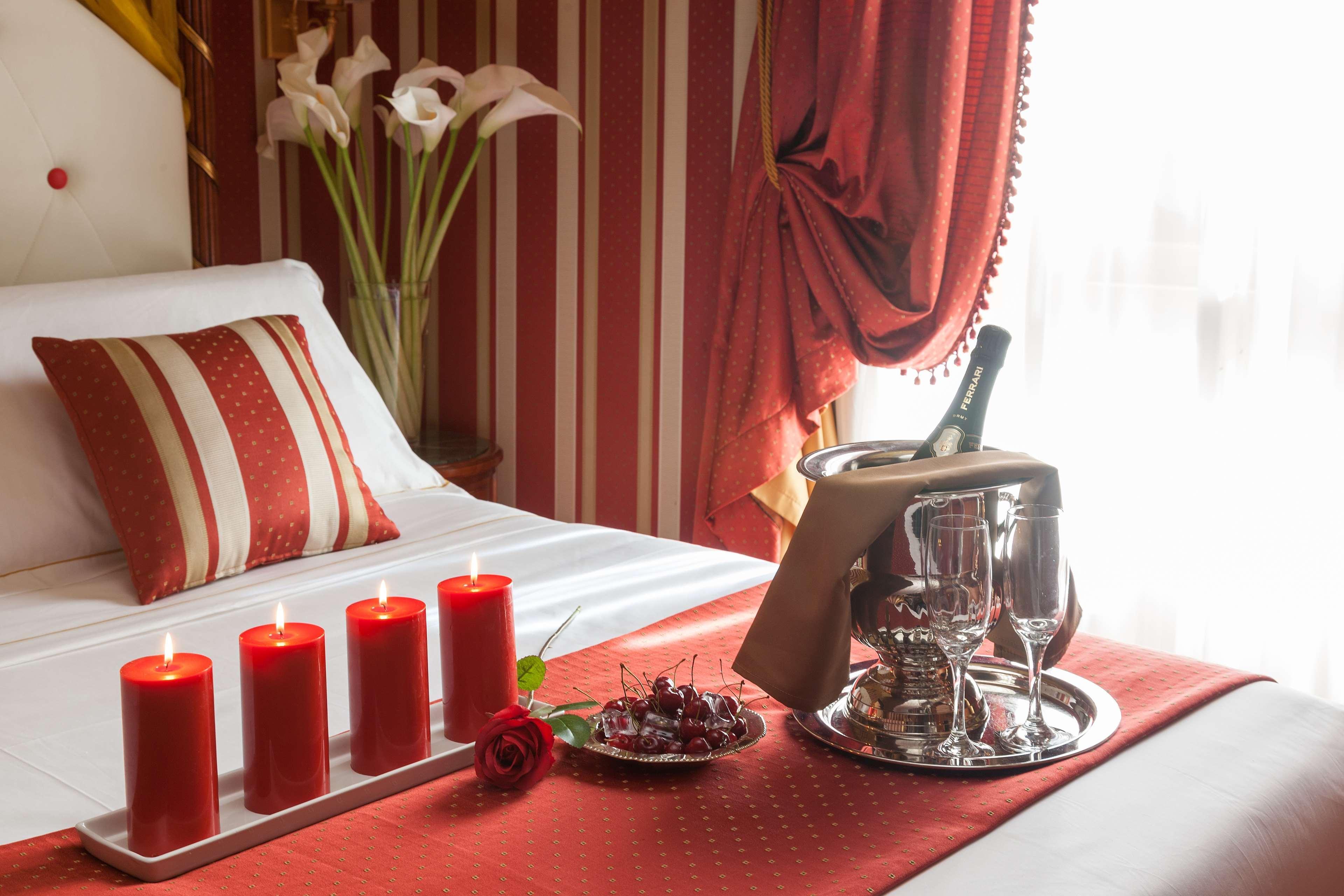 Hotel Manfredi Suite In Рим Екстериор снимка
