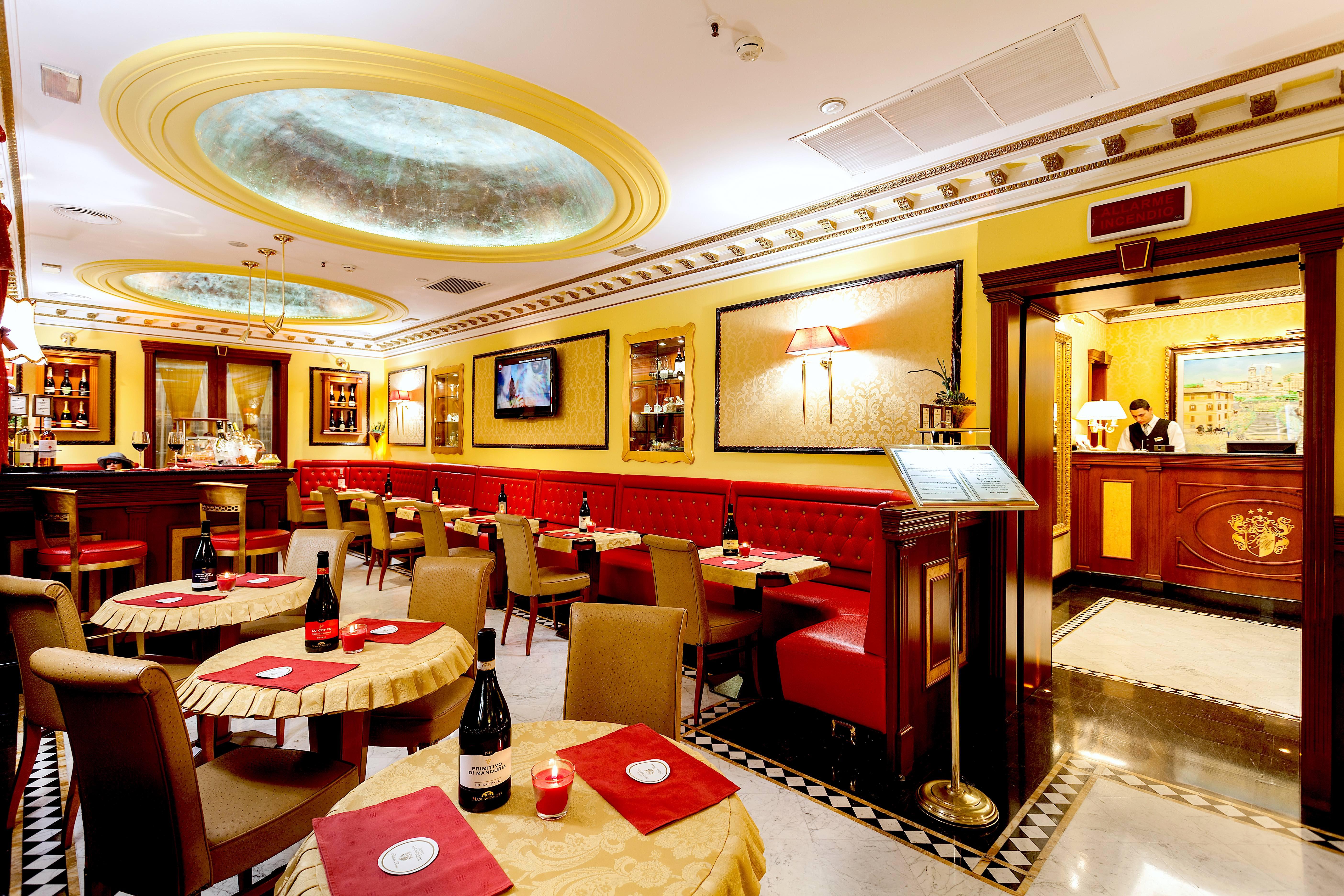 Hotel Manfredi Suite In Рим Екстериор снимка