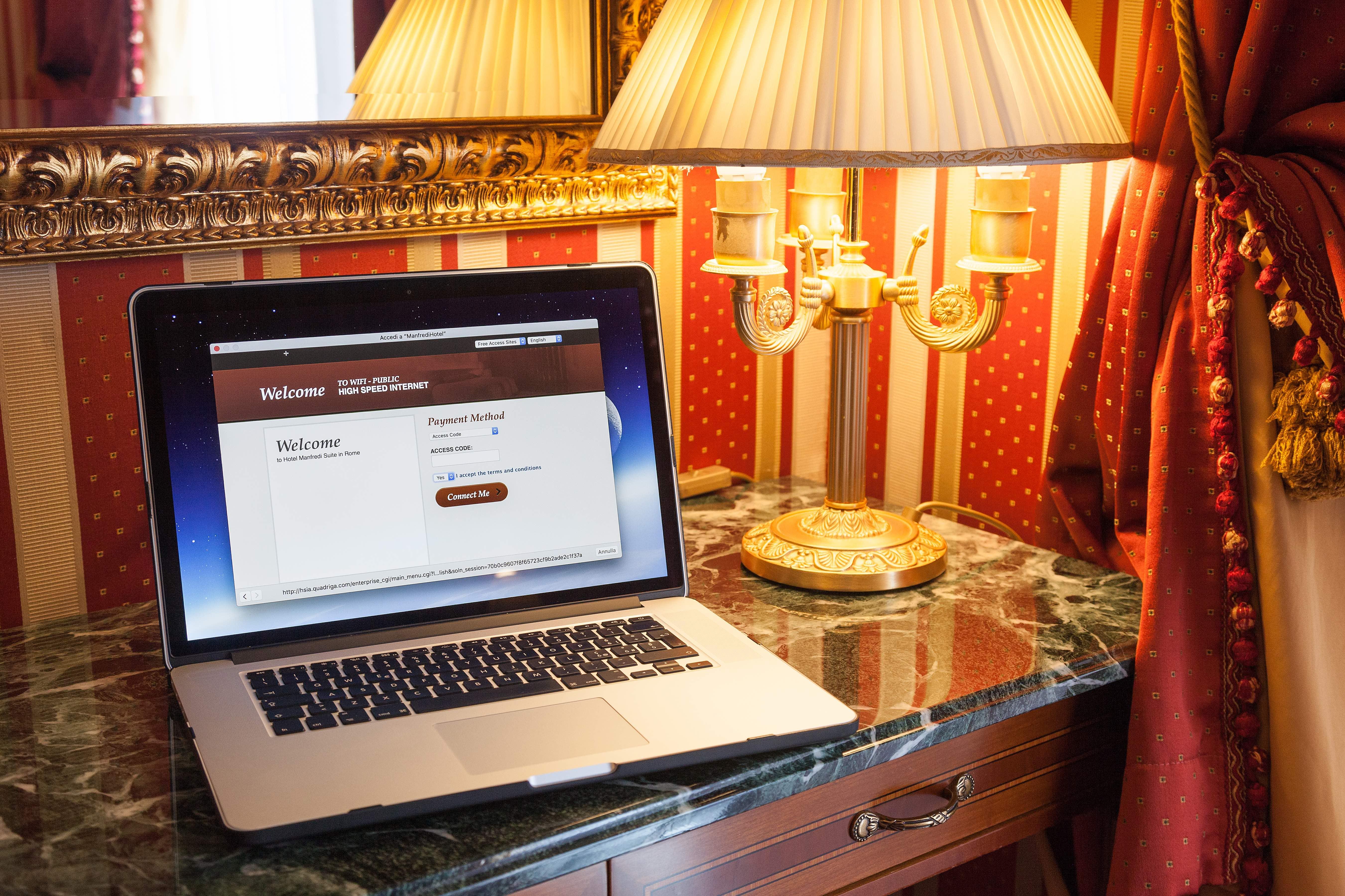 Hotel Manfredi Suite In Рим Екстериор снимка