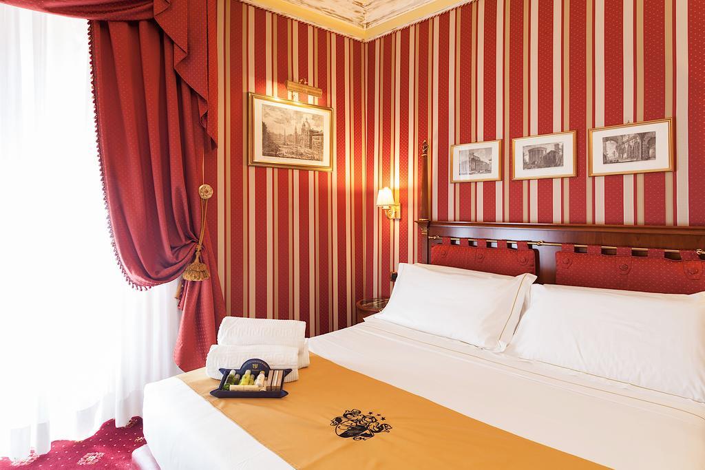 Hotel Manfredi Suite In Рим Екстериор снимка